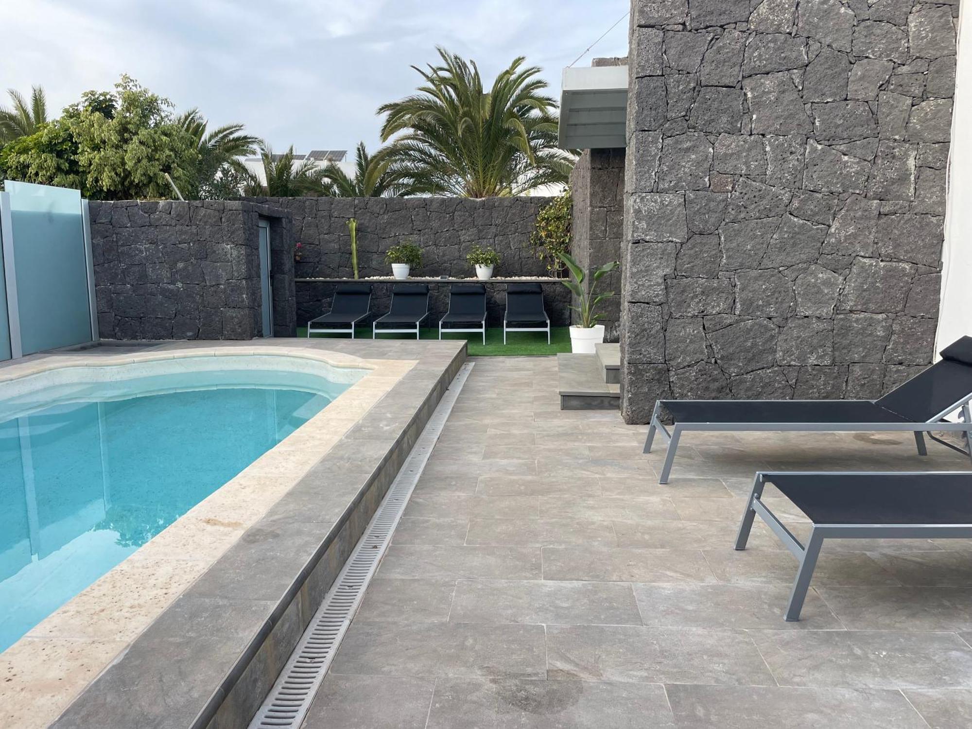 Villa Grey By Vulcano Homes Tahiche Luaran gambar
