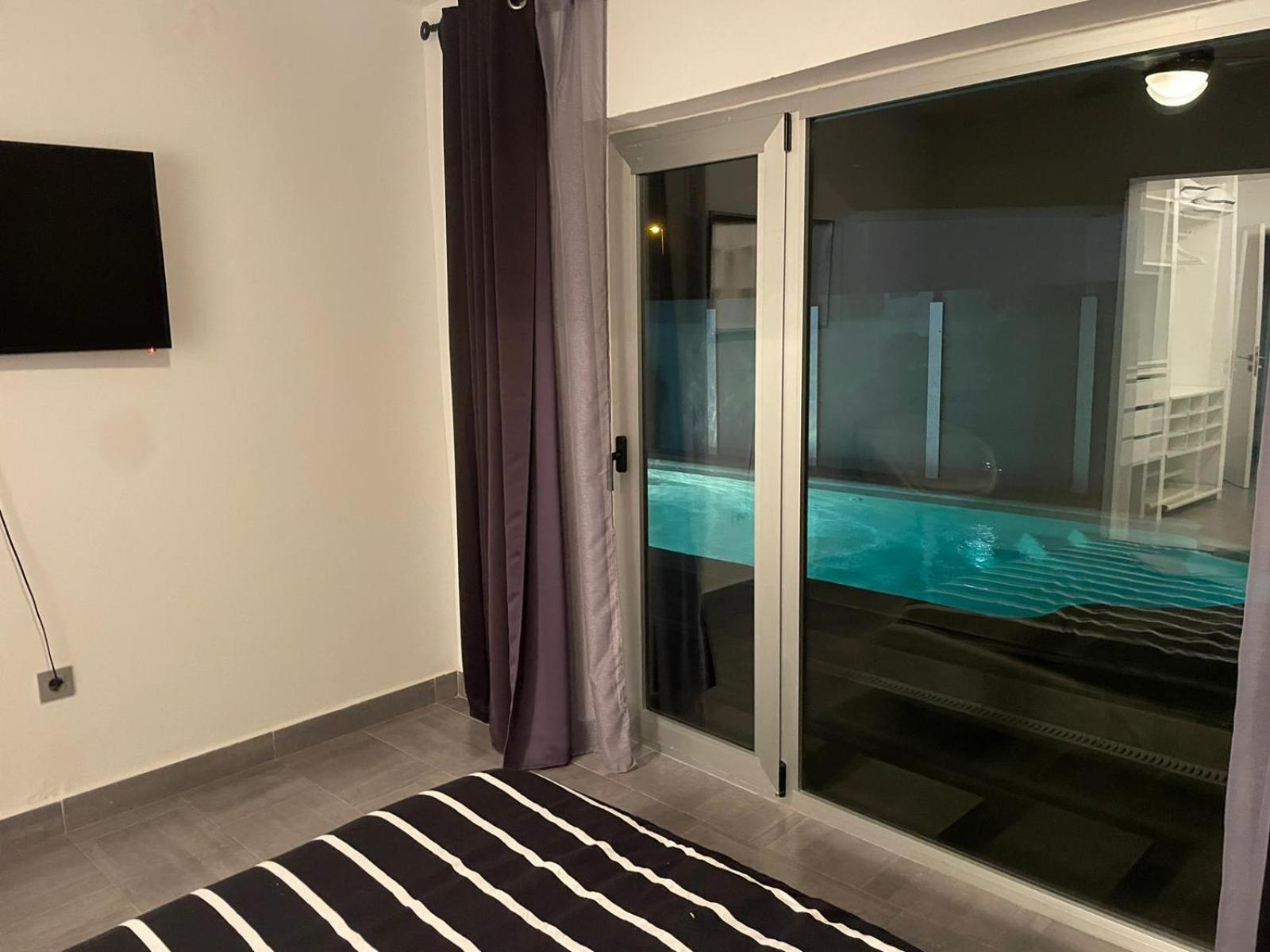 Villa Grey By Vulcano Homes Tahiche Luaran gambar